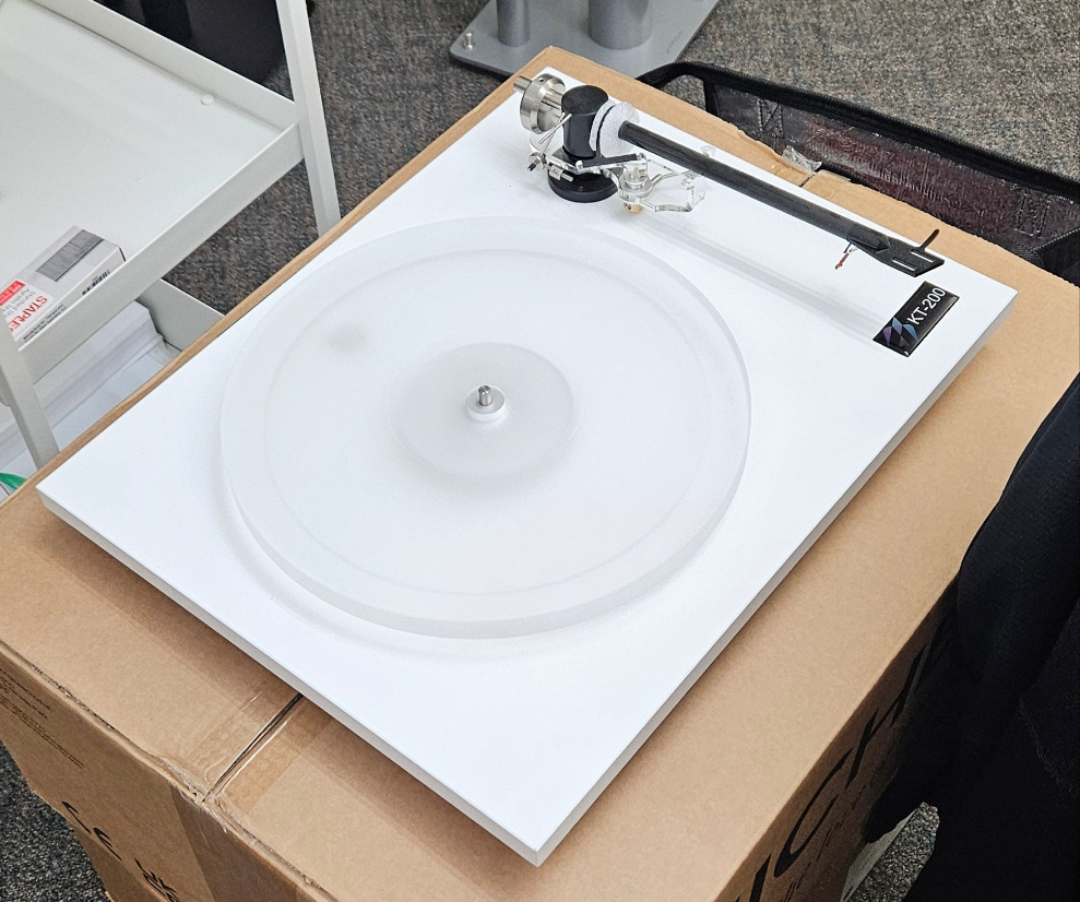 Edwards/Kestrel KT200 Turntable Made in UK (Clearance Special) – Stereo ...