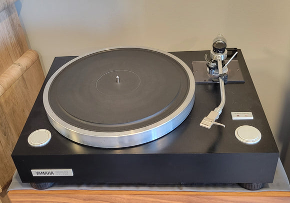 Yamaha GT-750 Turntable (Used Special) – Stereo Untypical